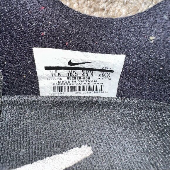 Nike Metcon 3 Running Training Sneakers Men's
Size 11.5 - Picture 10 of 10